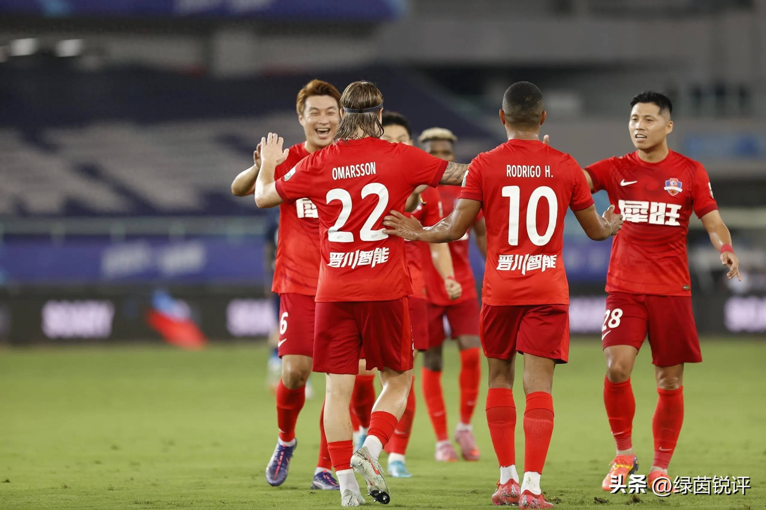 包含姆巴佩赛点兑现,武汉三镇淘汰武汉三镇晋级四强,主帅激动落泪的词条